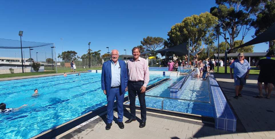 Minister Mick Murray at the Southern Cross Aquatic Centre